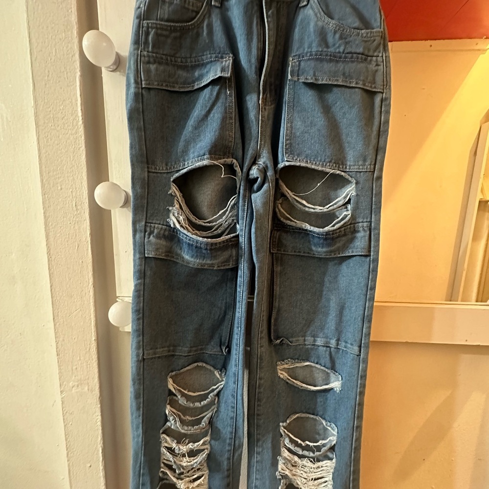 Never worn Baggy ripped jeans